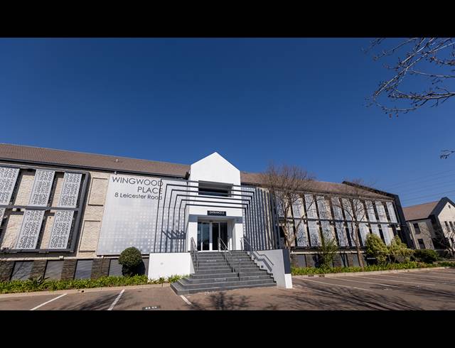 1,188M² OFFICE TO LET IN BEDFORD GARDENS